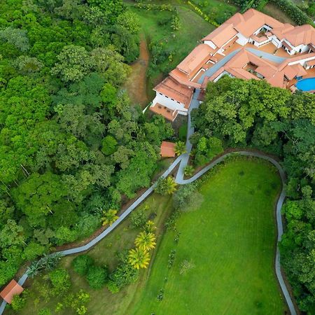Serenity Rainforest Condos ラ・フォルトゥナ エクステリア 写真