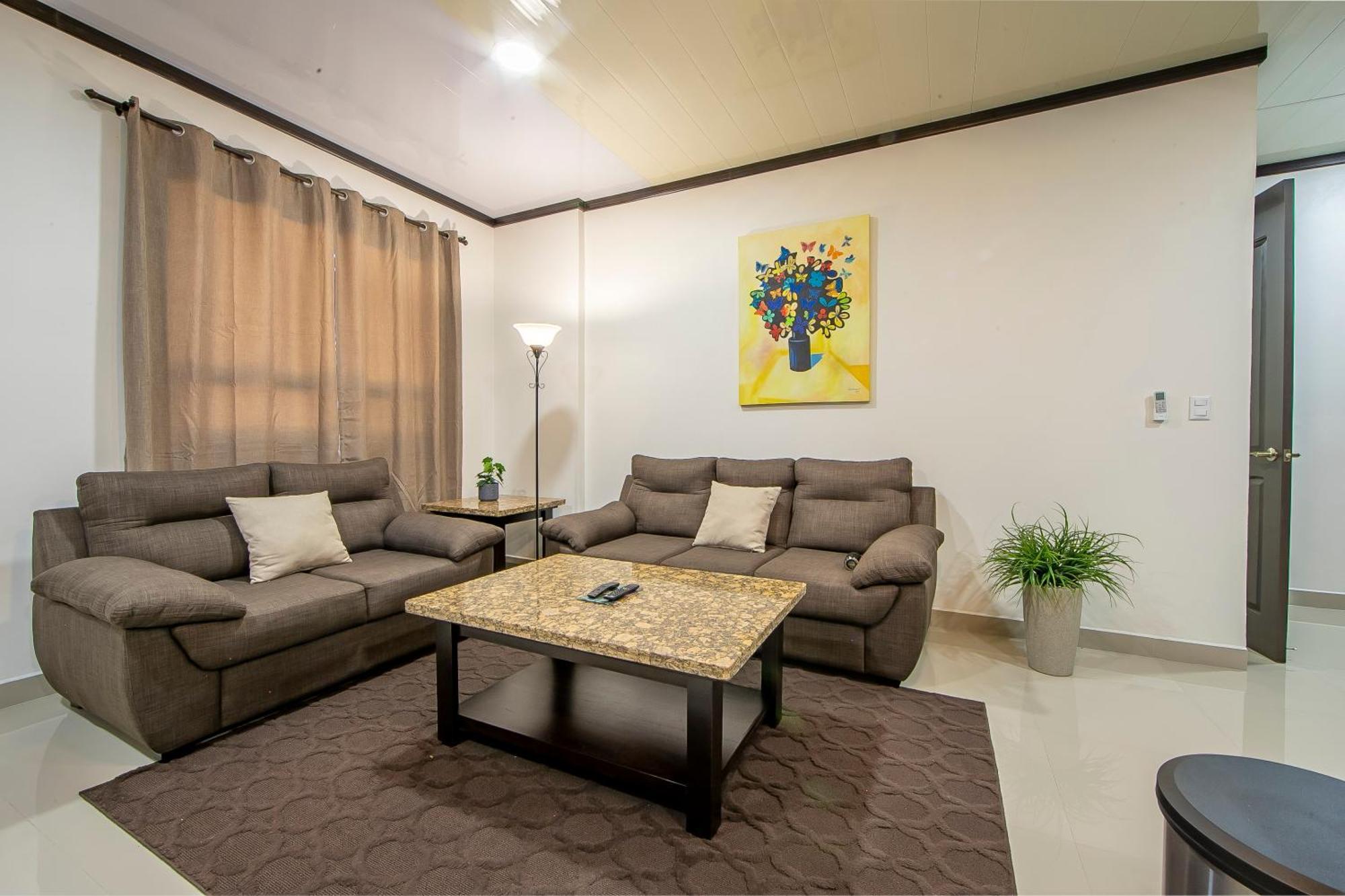 Serenity Rainforest Condos ラ・フォルトゥナ エクステリア 写真