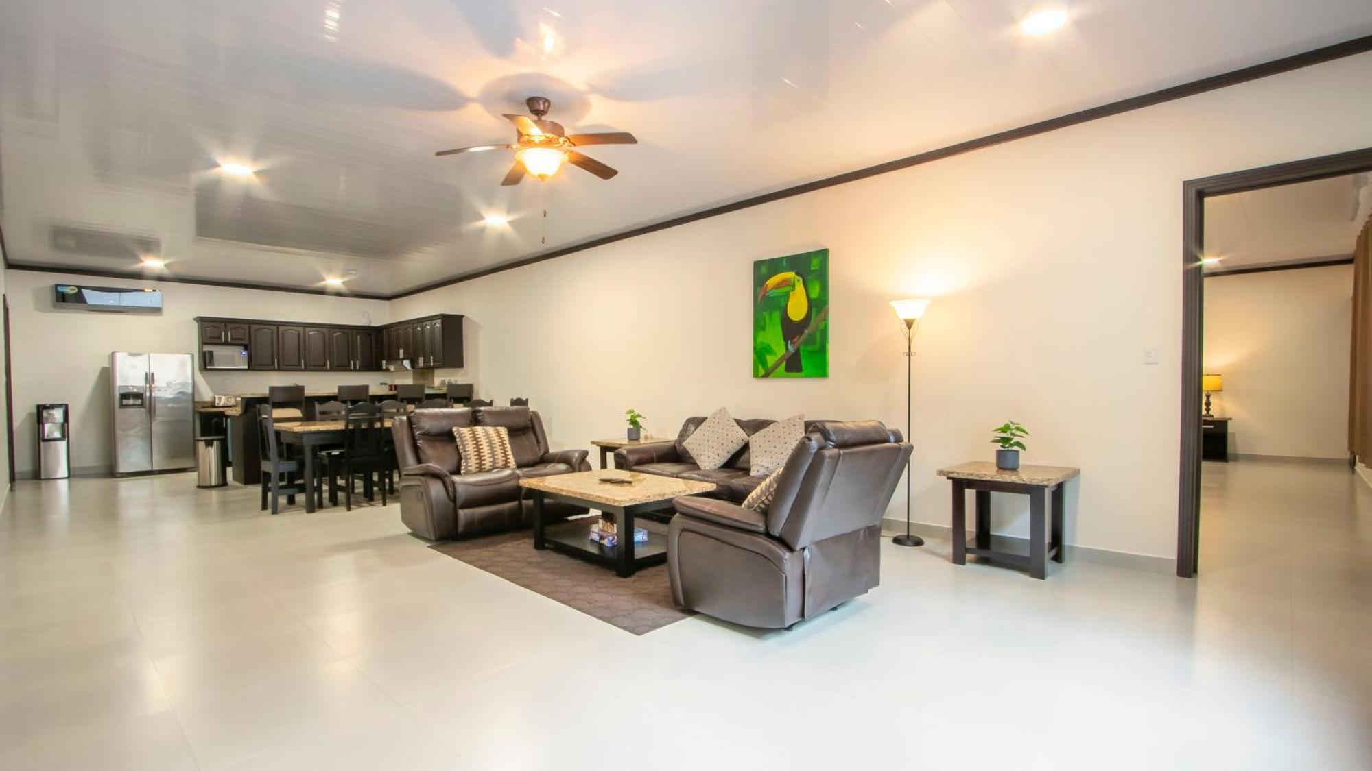 Serenity Rainforest Condos ラ・フォルトゥナ エクステリア 写真