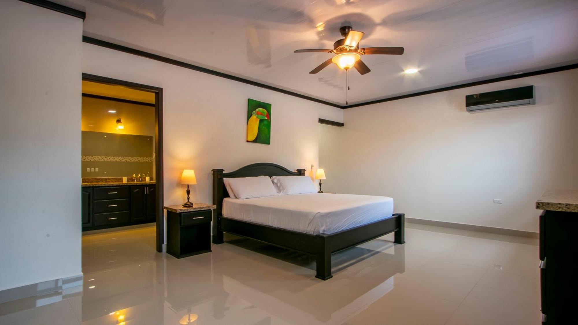 Serenity Rainforest Condos ラ・フォルトゥナ エクステリア 写真