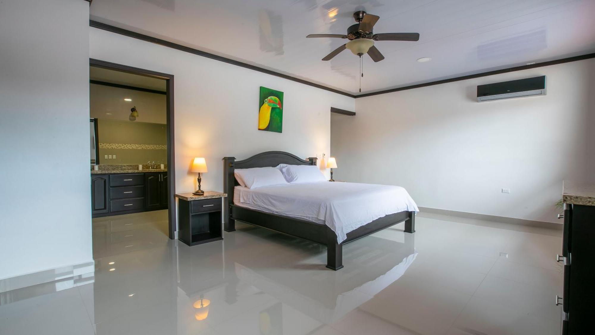 Serenity Rainforest Condos ラ・フォルトゥナ エクステリア 写真