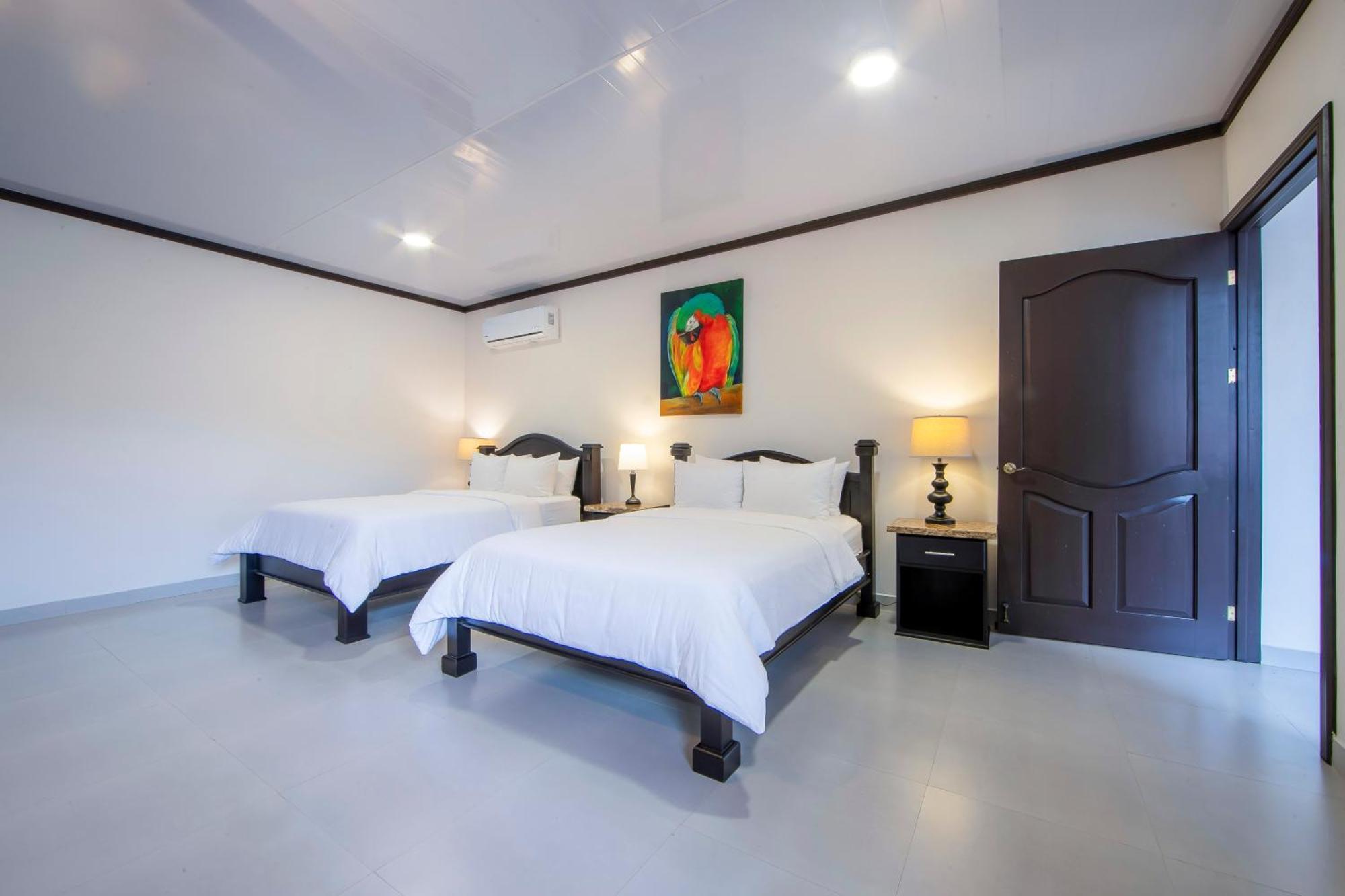 Serenity Rainforest Condos ラ・フォルトゥナ エクステリア 写真
