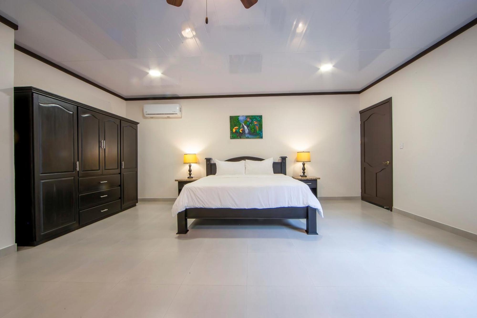 Serenity Rainforest Condos ラ・フォルトゥナ エクステリア 写真