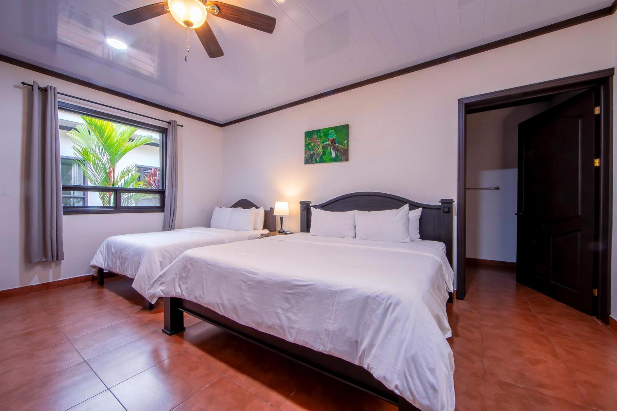 Serenity Rainforest Condos ラ・フォルトゥナ エクステリア 写真